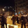 В Киеве оплевали охранника посольства Польши (фото)