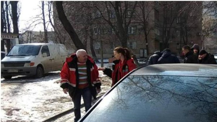 Водителю не понравилось замечание о парковке. Фото Фото dtp.kiev.ua