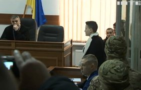 Надія Савченко вимагає змінити склад суду