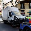 В Испании грузовик протаранил толпу