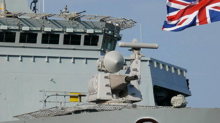 К берегам Сирии движутся корабли британского флота.