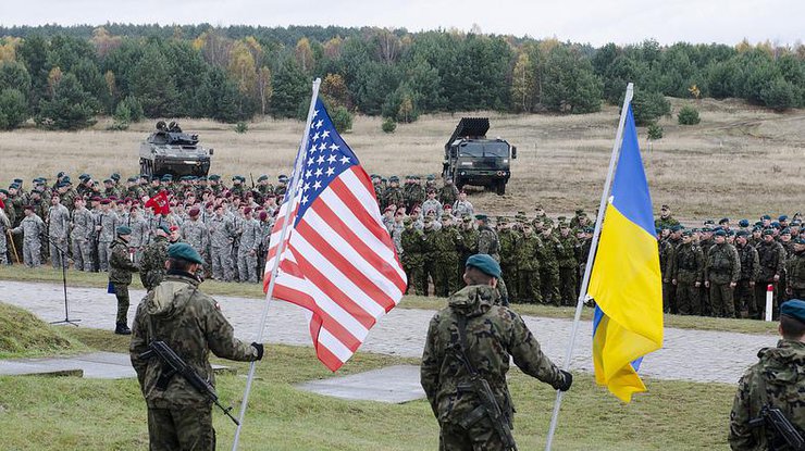 "Украина уже сейчас движется к членству в Альянсе" - представитель США в НАТО. Илл. golospravdy.com