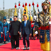Лидер КНДР привез президенту Южной Кореи обед (видео)
