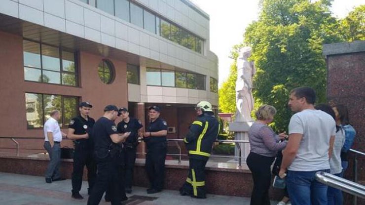 В Киеве заминировали Апелляционный суд