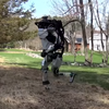 Boston Dynamics отправила робота на пробежку (видео)