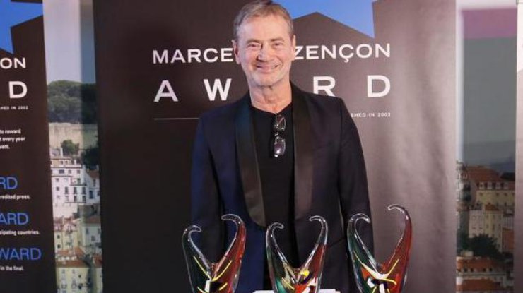 Премия Марселя Безенсона вручается на "Евровидении" с 2002 года