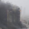 В Дубае произошел пожар в высотном здании (видео)