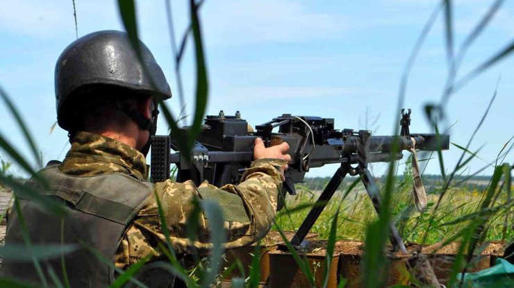 Война на Донбассе: в результате обстрелов погибло двое украинских военных