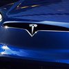 Tesla "отбуксировала" Boeing и попала в книгу Гиннеса (видео)