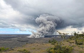 Последнее извержение сопровождалось мощными взрывами, которые застелили небо пеплом и дымом. Фото: УНН