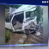 В Одесской области микроавтобус протаранил пассажирский поезд