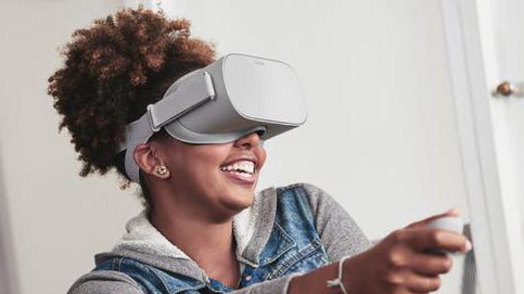 Шлем виртуальной реальности Oculus Go поступил в продажу