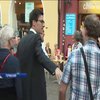 В Германии победившему на выборах мэру сломали нос и выбили зуб