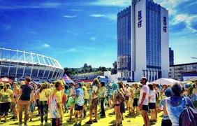 Красочный пробег: в Киеве состоялся юбилейный Kyiv Color Run