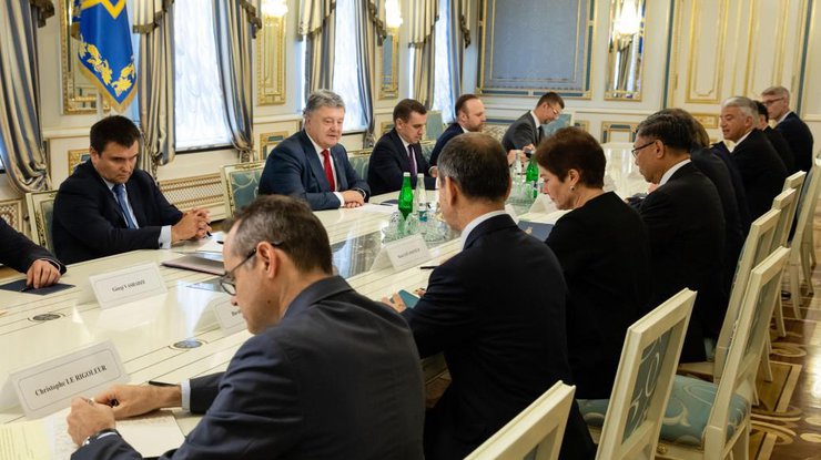 Президент обсудил ряд важных вопросов. Фото: president.gov.ua