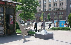 В Киеве появились необычные скульптуры