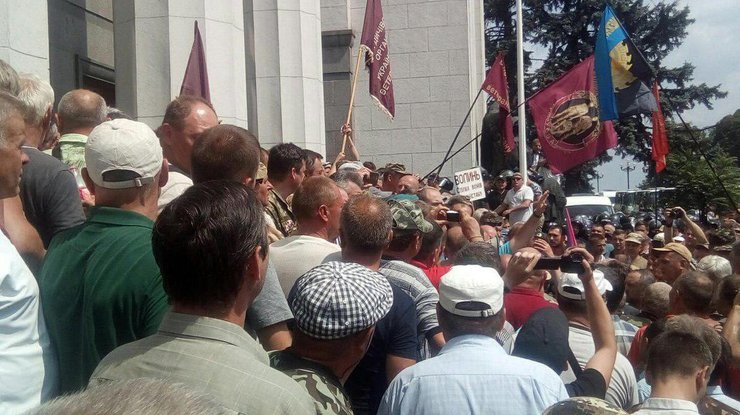 20 июня произойдут встречи в профильных комитетах Верховной Рады. Фото: "Твиттер"