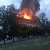 В центре Каменца-Подольского вспыхнул масштабный пожар (фото, видео)
