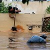 На улицах бурлят реки: в Греции произошли сильные наводнения (фото, видео)