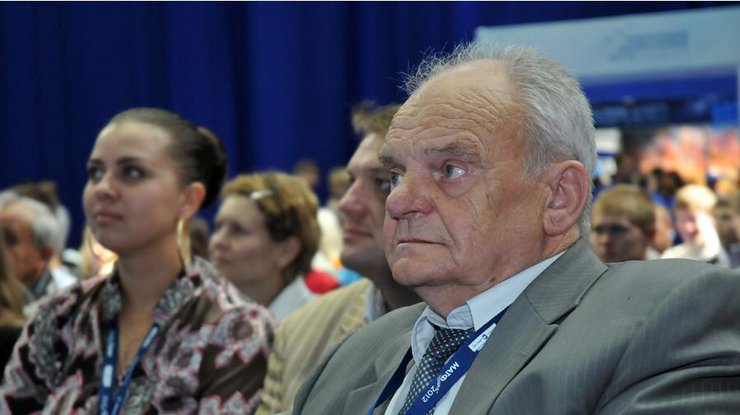 В возрасте 83 лет умер известный авиаконструктор Виктор Толмачев