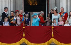 В Великобритании прошел парад по случаю дня рождения Елизаветы II