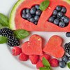 Какие фрукты и ягоды вредят здоровью 