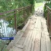 У Львівській області чиновники відмовляються ремонтувати аварійний міст