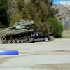 Арнольд Шварценеггер похвастался собственным танком (видео)