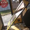 В киевском автобусе на ходу отвалились двери (фото)