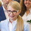Юлія Тимошенко вручила партійний квиток автору монумента Незалежності України