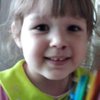 Называет себя Ритой: под Киевом нашли трехлетнюю девочку (фото) 