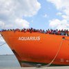 Германия намерена принять мигрантов с судна Aquarius