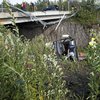 В Финляндии автобус упал с моста, есть погибшие (фото) 