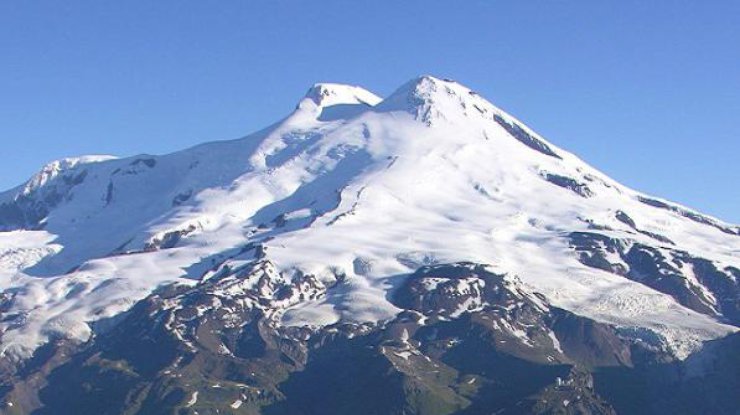 В 1987 году на Эльбрусе погибла группа альпинистов из семи человек.
