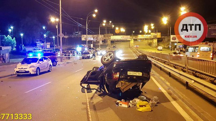 Ужасная авария возле станции метро "Сырец"