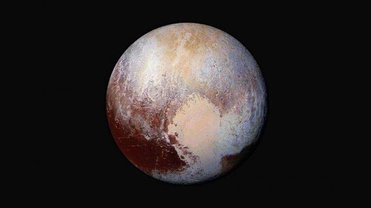 Плутон был лишен статуса планеты в 2006 году. Илл.: NASA