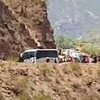 Автобус сорвался в пропасть, более 20 человек погибли 
