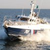 Российский катер устроил провокацию в Азовском море (видео)