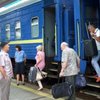 Более 700 пассажиров поезда "Киев-Мариуполь" экстренно эвакуировали 