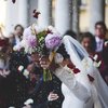 В Италии требуют "штрафовать" невест за глубокое декольте