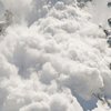 Спасатели предупреждают о лавинах в Карпатах