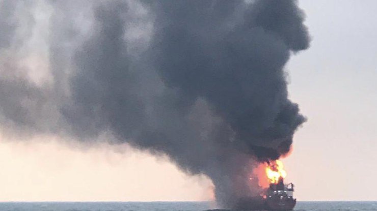 Пожар в Керченском проливе