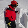 Спасатели предупреждают о рисках схода лавин в Карпатах