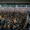 В Барселоне массово отменяют рейсы