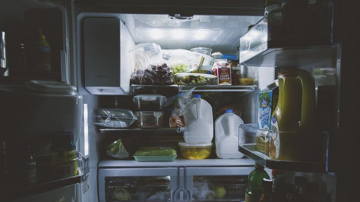 Холодильники будут работать на резинках для волос / Фото: newtimes