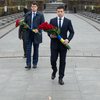 Зеленский почтил память погибших защитников Украины