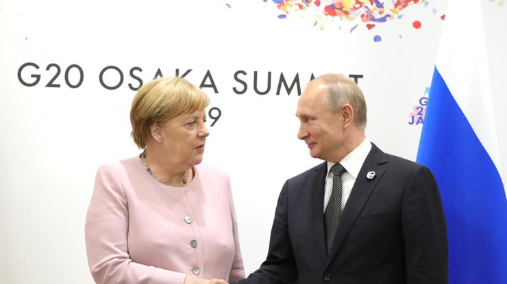 Путин и Меркель / Фото: ИА Regnum