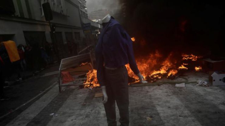 Массовые протесты в Чили / Фото:  Фото: REUTERS/Juan Gonzalez