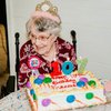 107-летняя женщина назвала вредную привычку секретом долголетия 