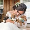 Невеста принесла на свадьбу щенков вместо цветов